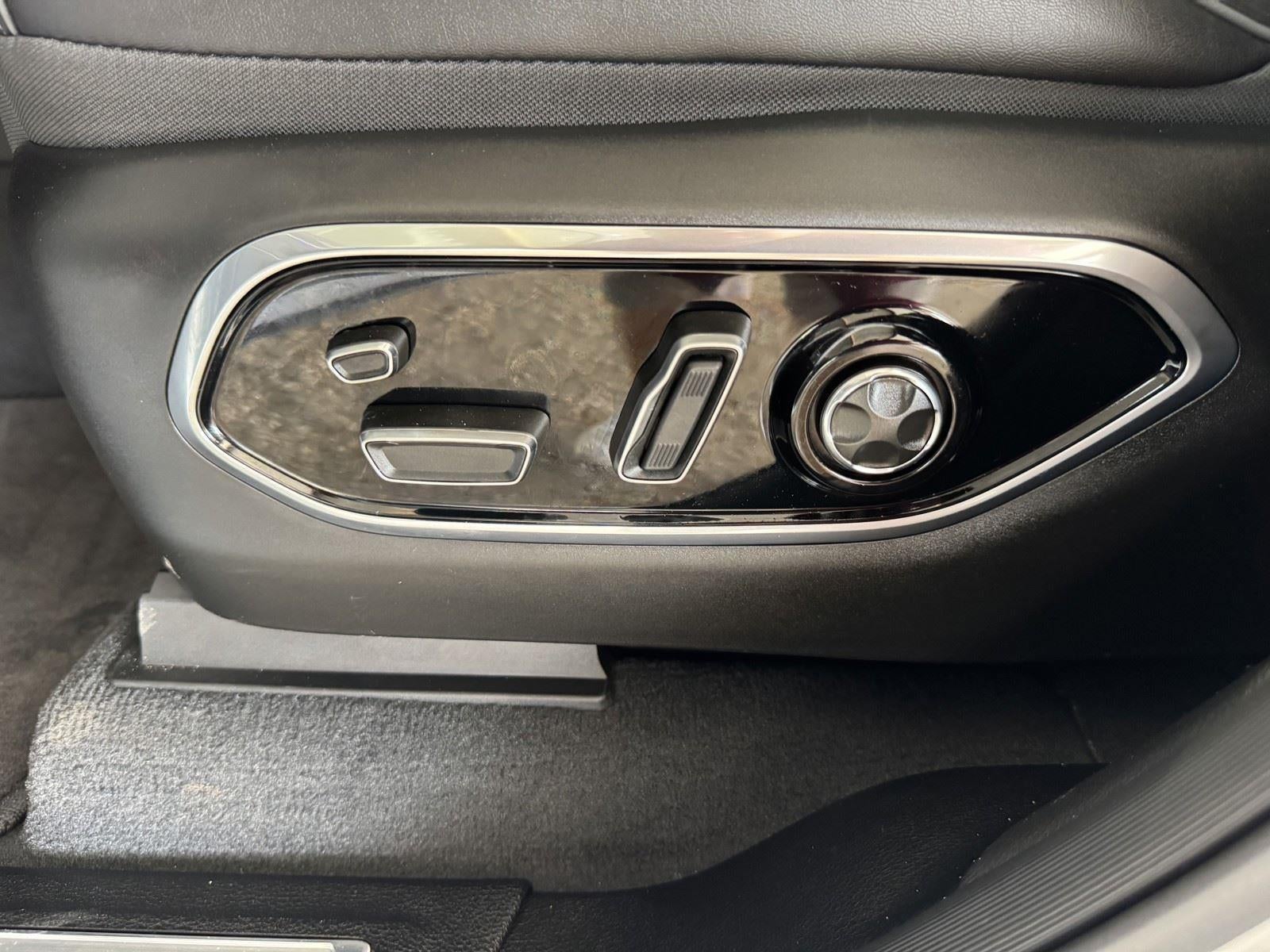 2025 Jeep Grand Cherokee Overland