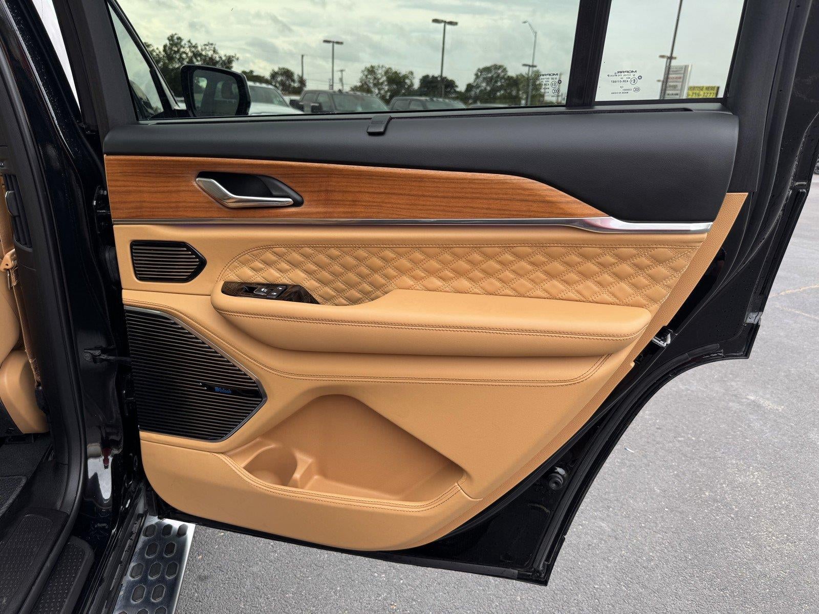 2025 Jeep Grand Cherokee L Summit Reserve