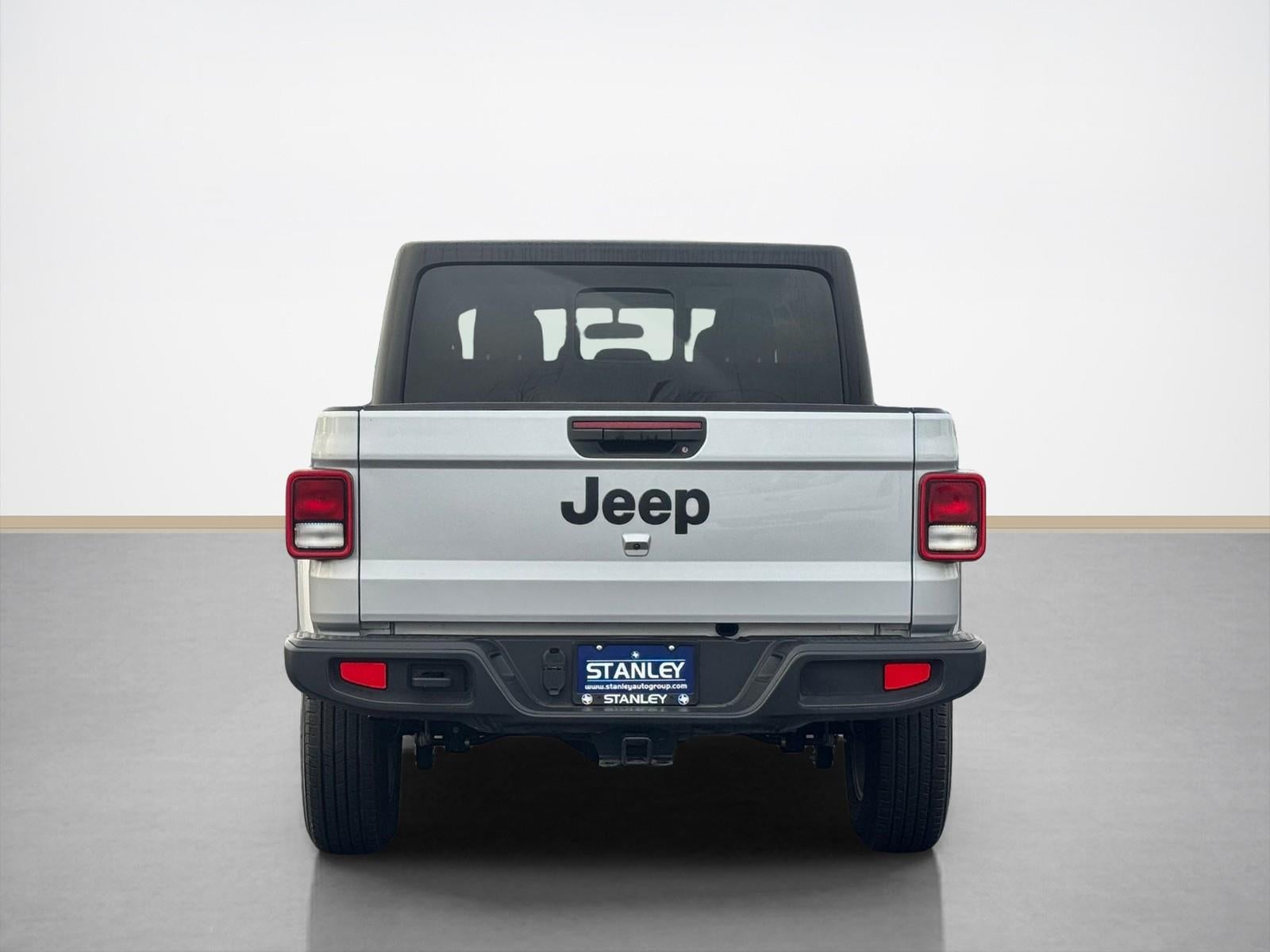 2023 Jeep Gladiator Sport S