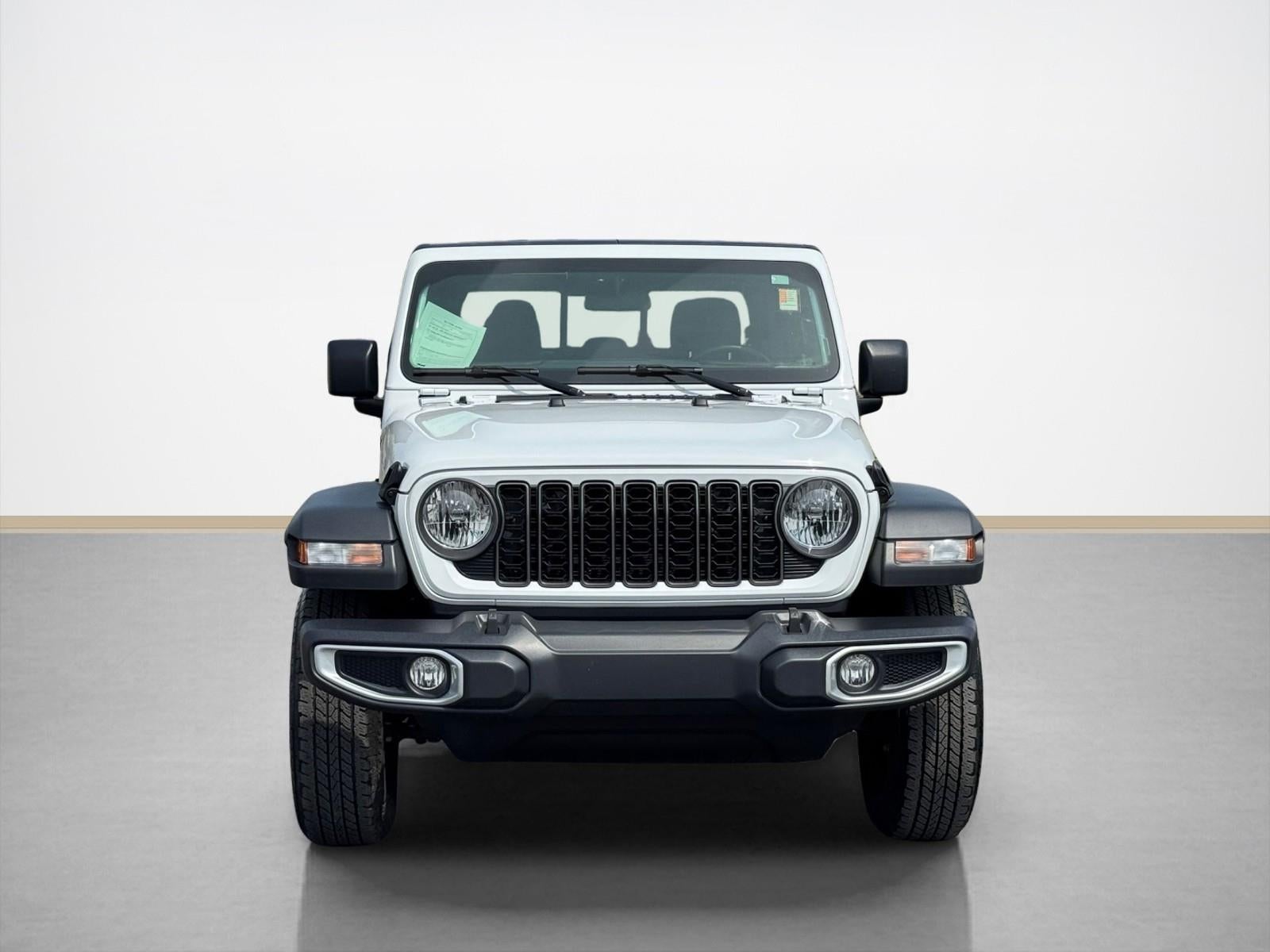 2024 Jeep Gladiator Sport photo 2