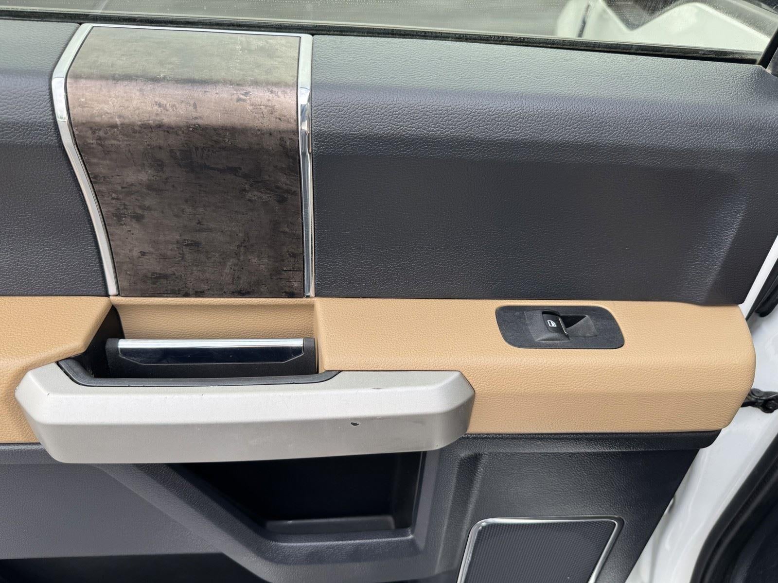 2022 Ford Super Duty F-250 SRW LARIAT