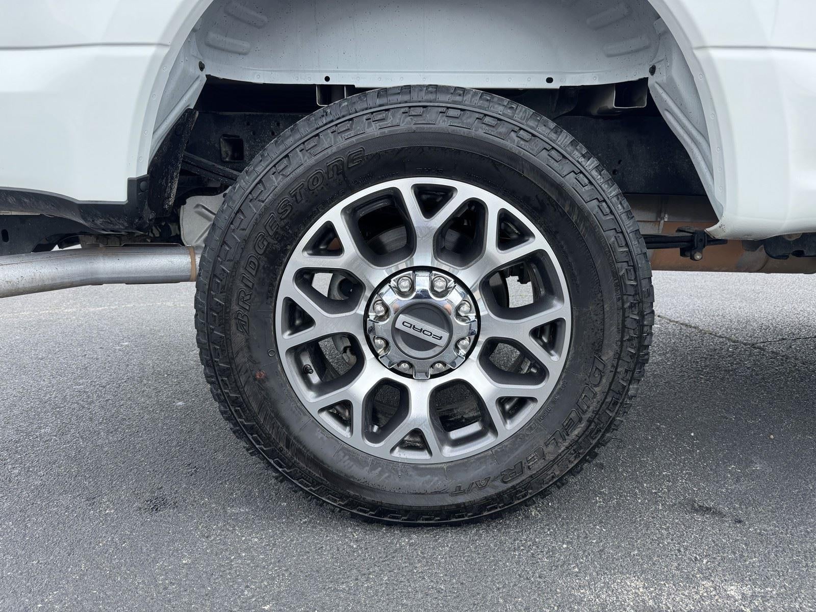 2022 Ford Super Duty F-250 SRW LARIAT