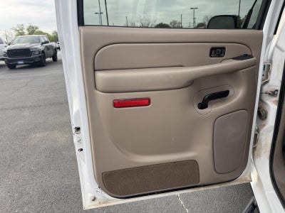 2004 Chevrolet Silverado 2500HD LS