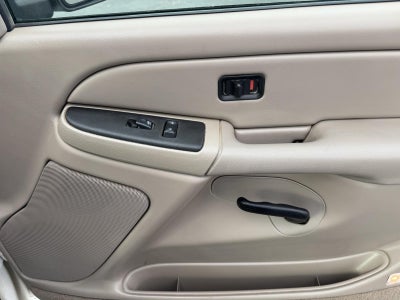 2004 Chevrolet Silverado 2500HD LS