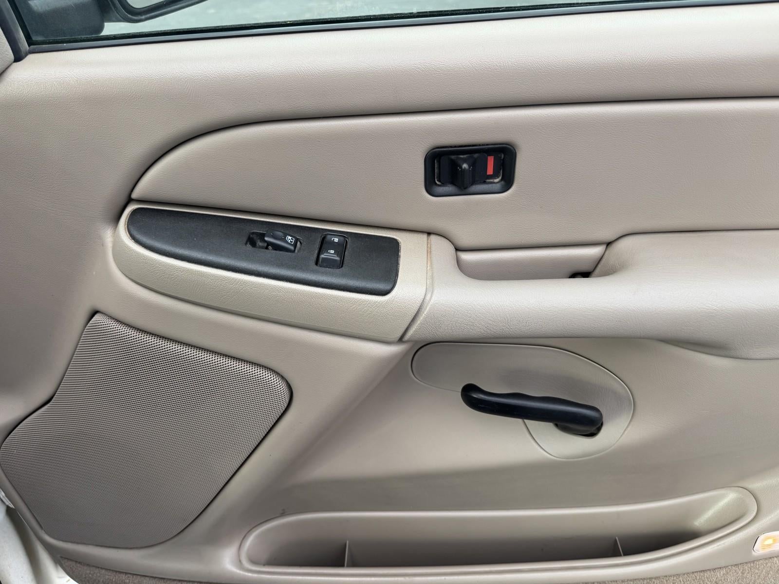 2004 Chevrolet Silverado 2500HD LS