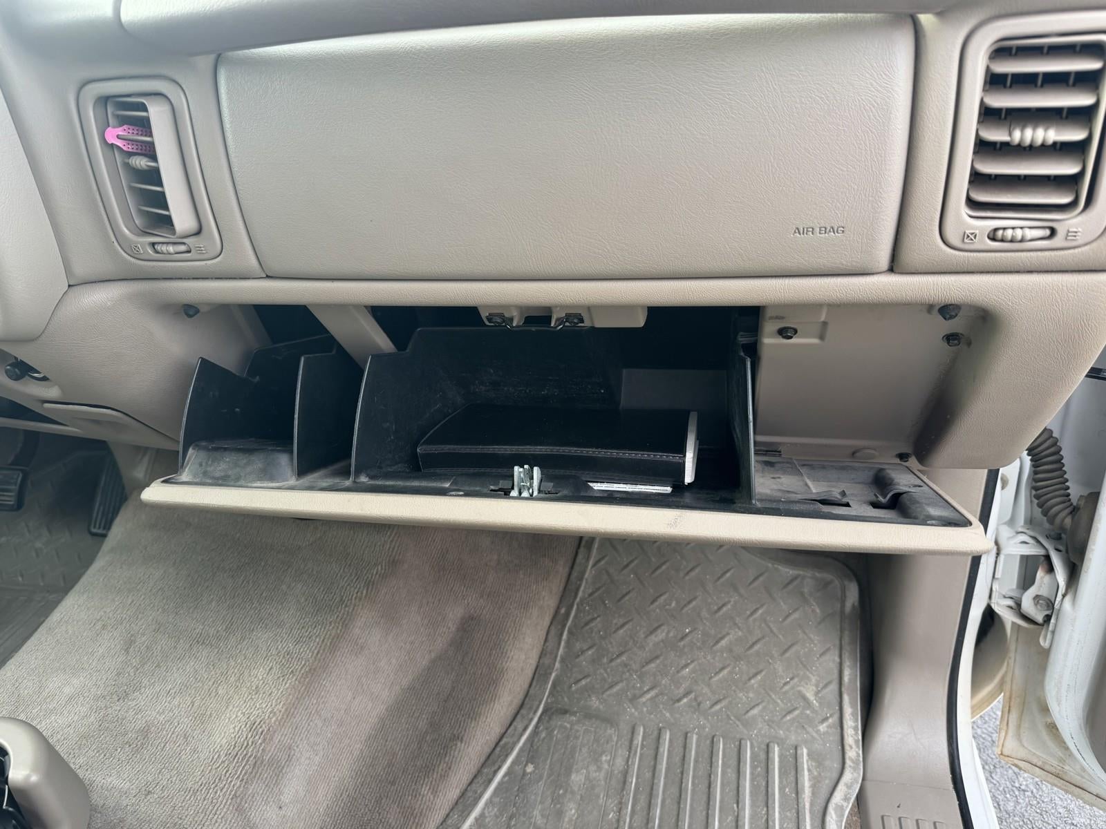 2004 Chevrolet Silverado 2500HD LS