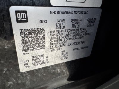 2023 GMC Acadia SLT
