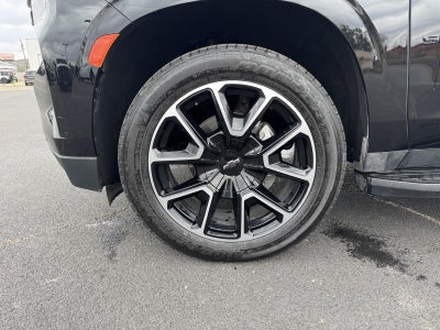 2023 Chevrolet Suburban RST