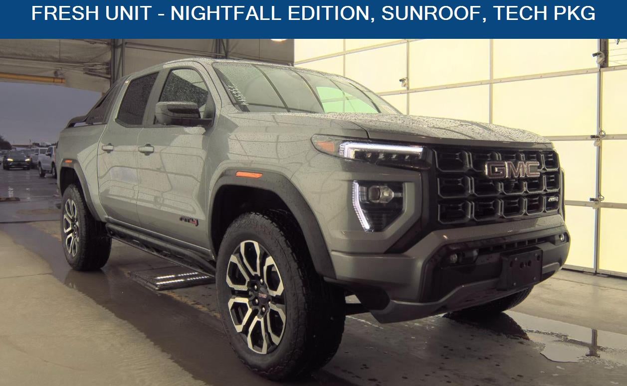 2025 GMC Canyon 4WD AT4