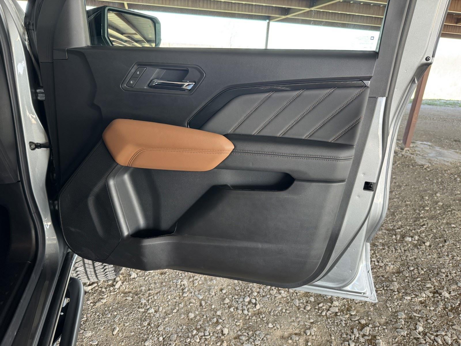 2025 GMC Canyon 4WD AT4