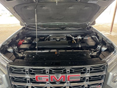 2025 GMC Canyon 4WD AT4