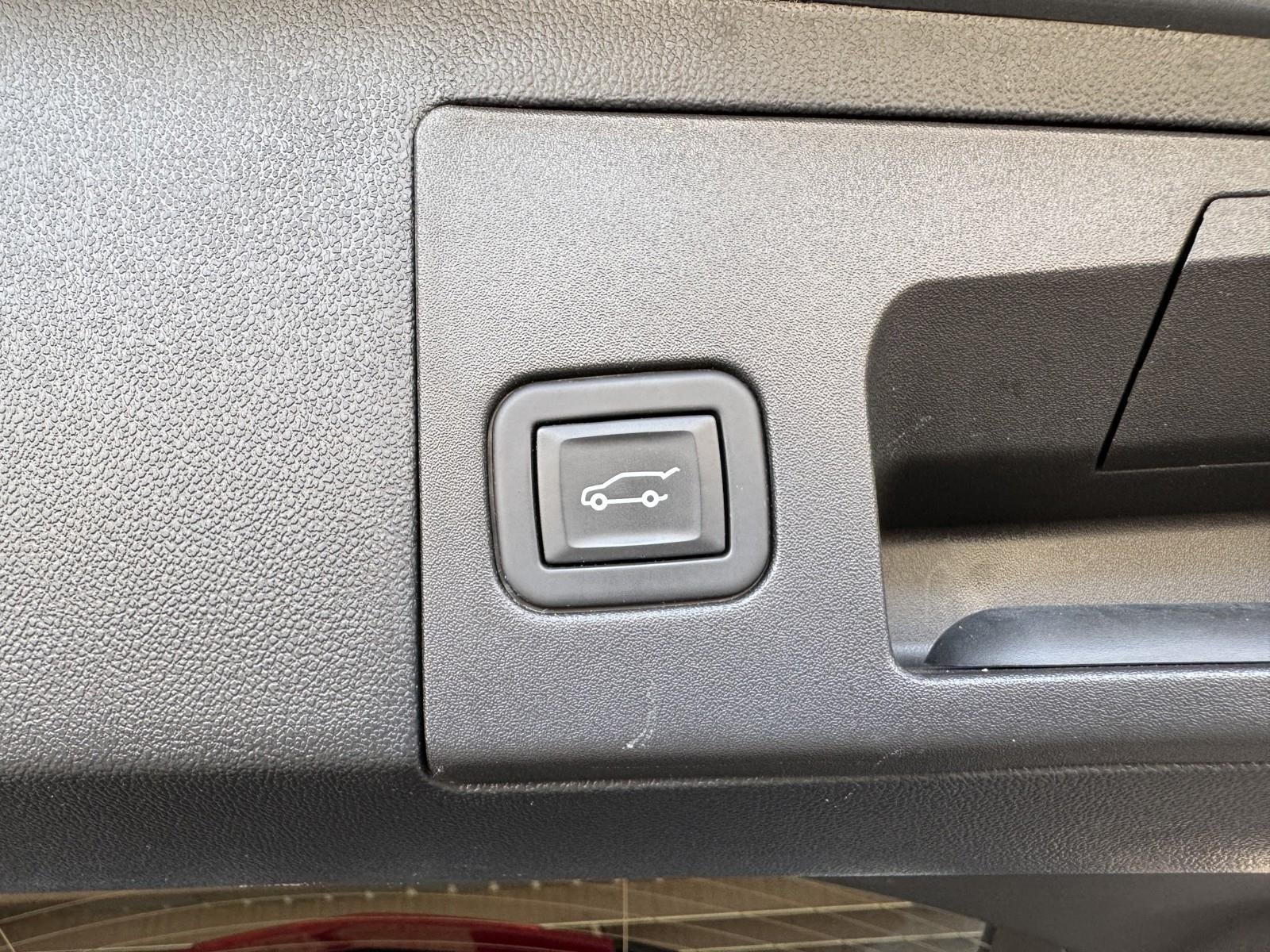 2023 Cadillac XT5 AWD Luxury