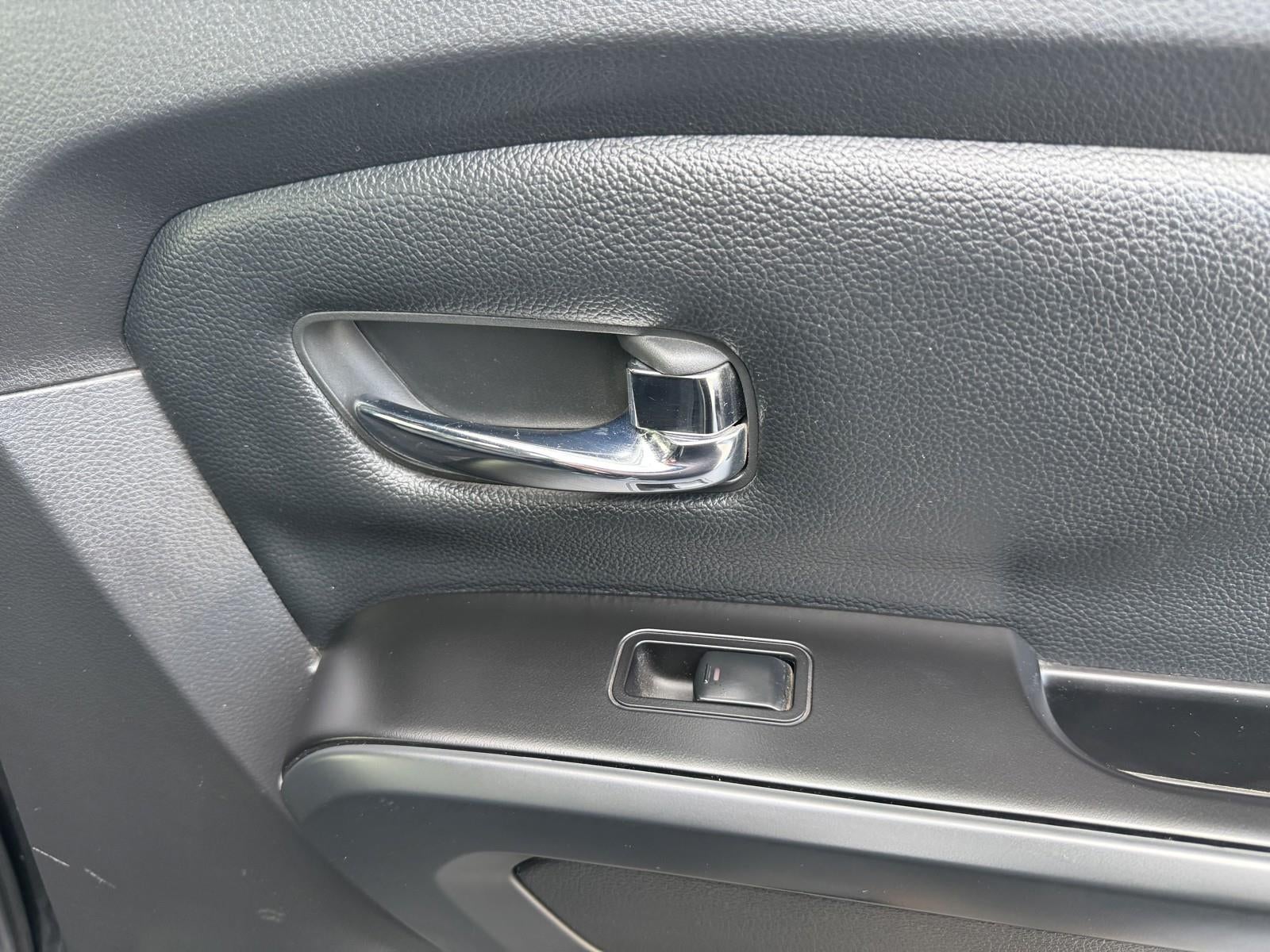 2019 Nissan Titan SV