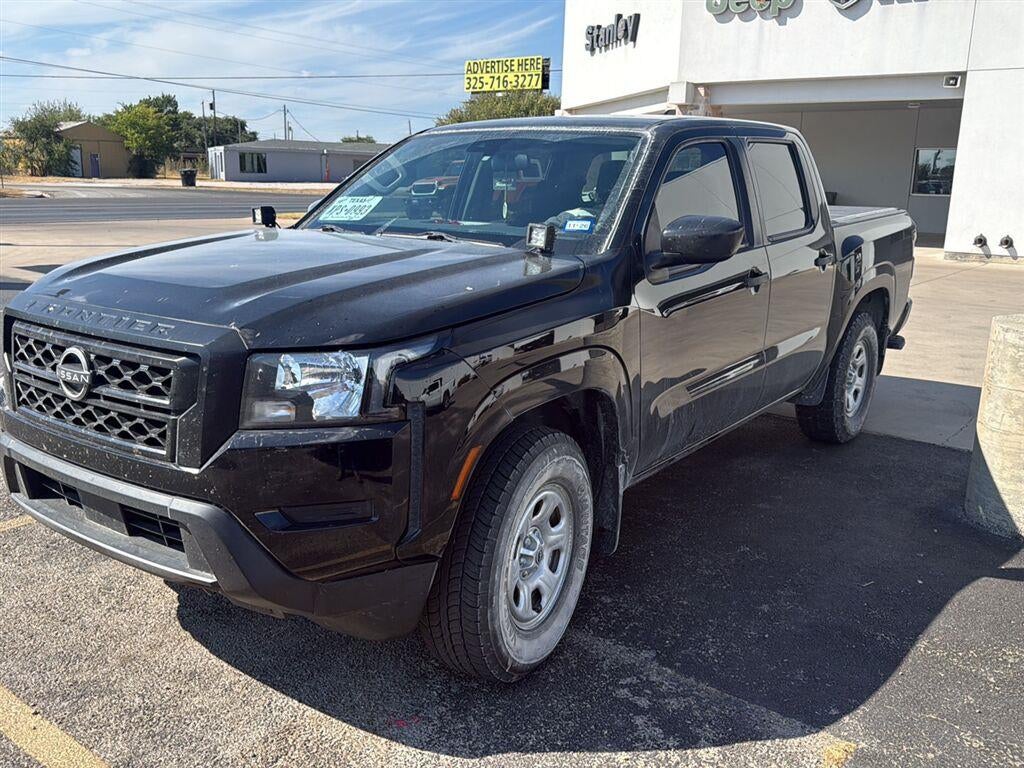 2022 Nissan Frontier S