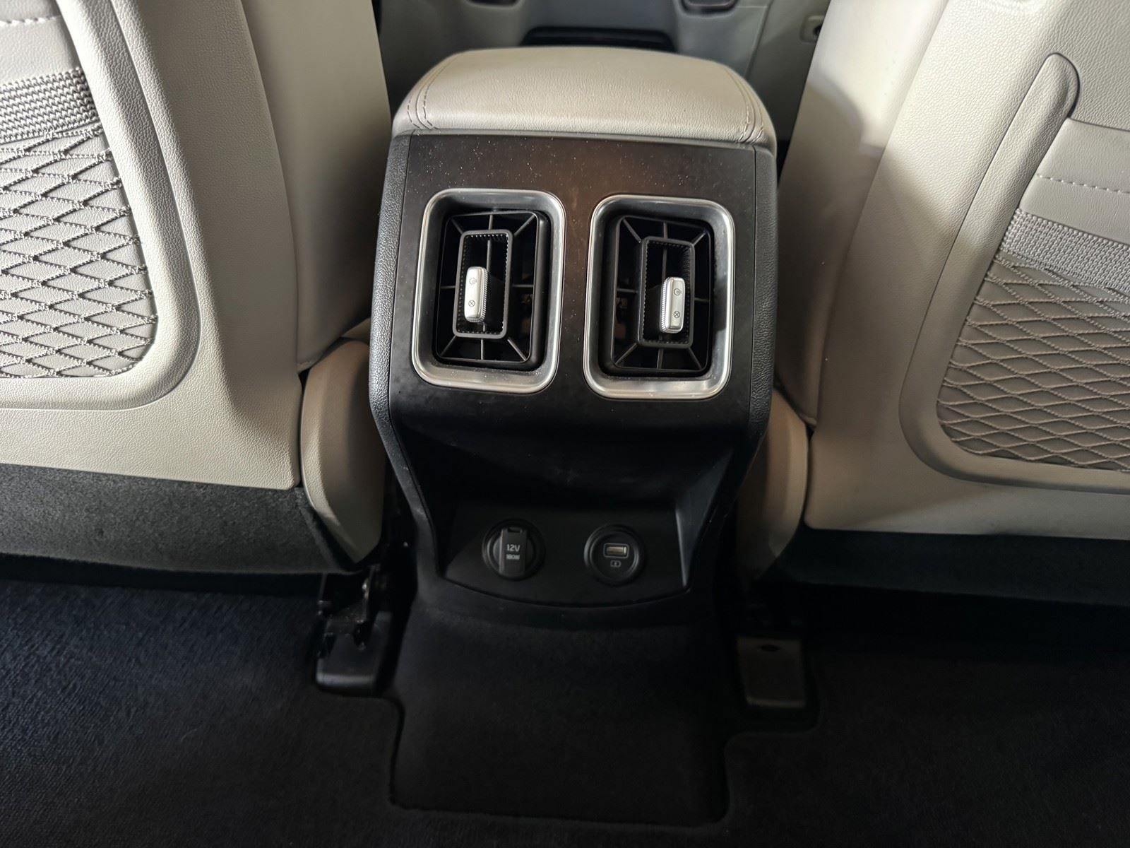 2022 Kia Sorento Hybrid S