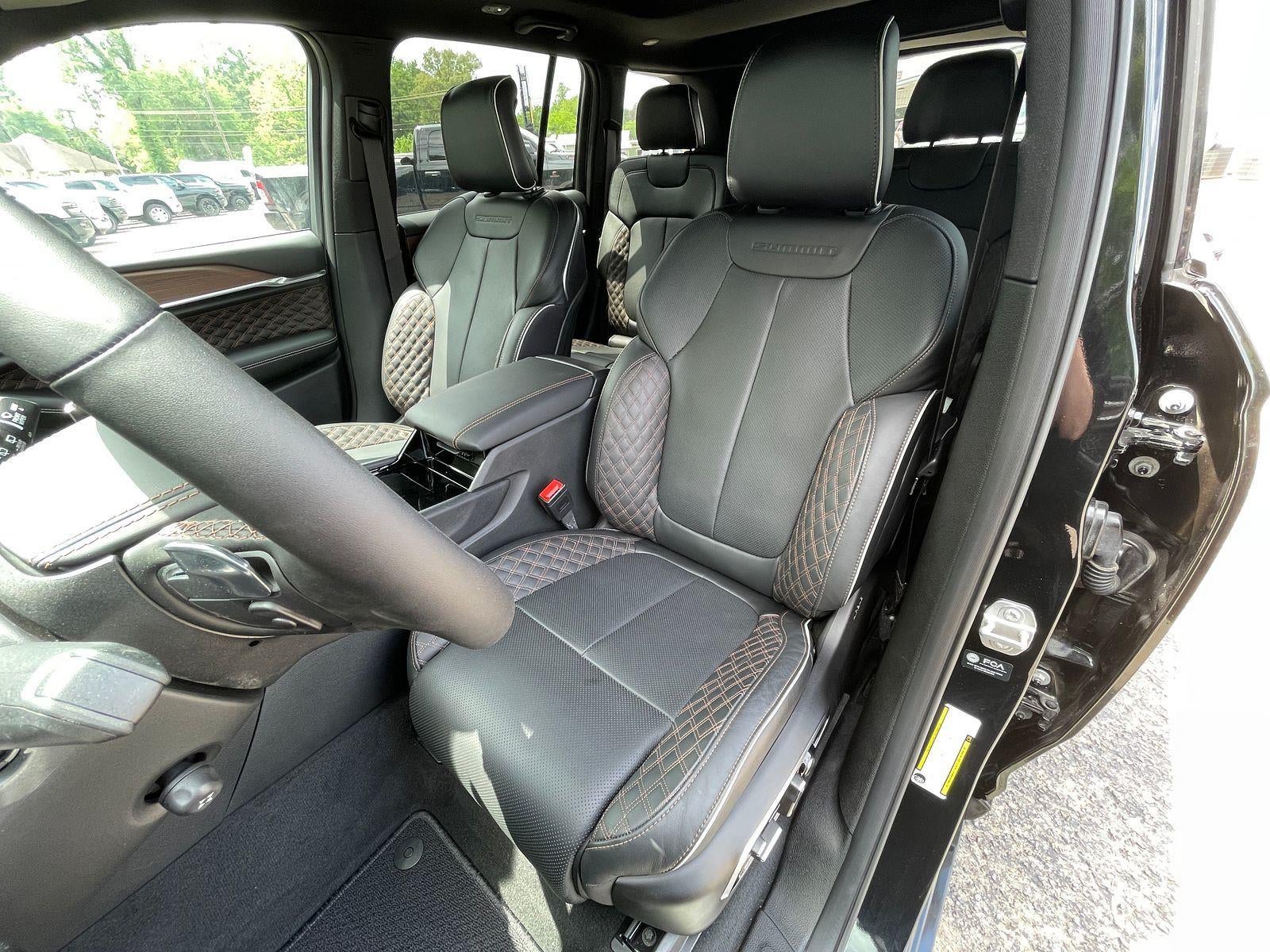 2025 Jeep Grand Cherokee Summit