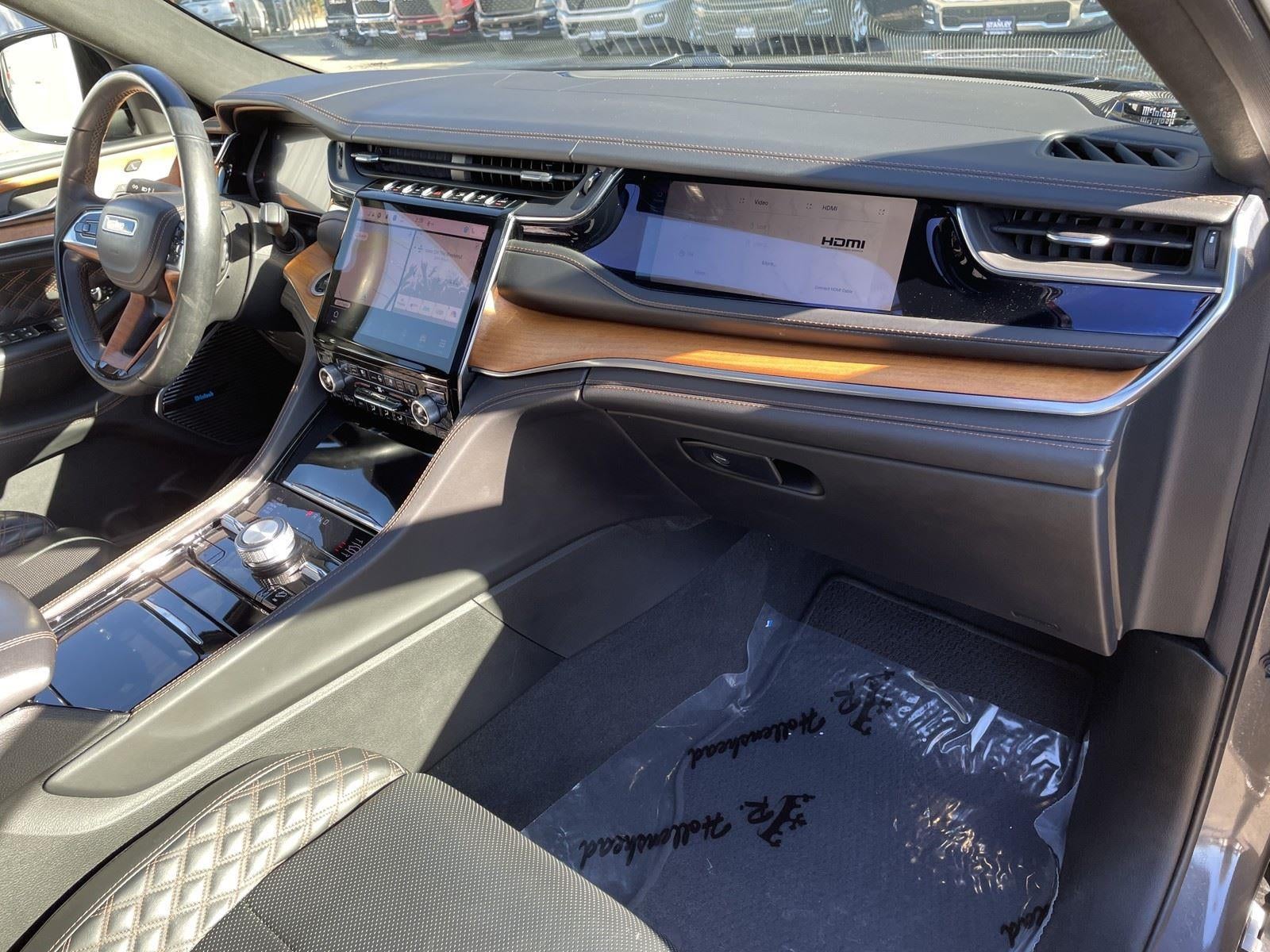 2022 Jeep Grand Cherokee Summit Reserve