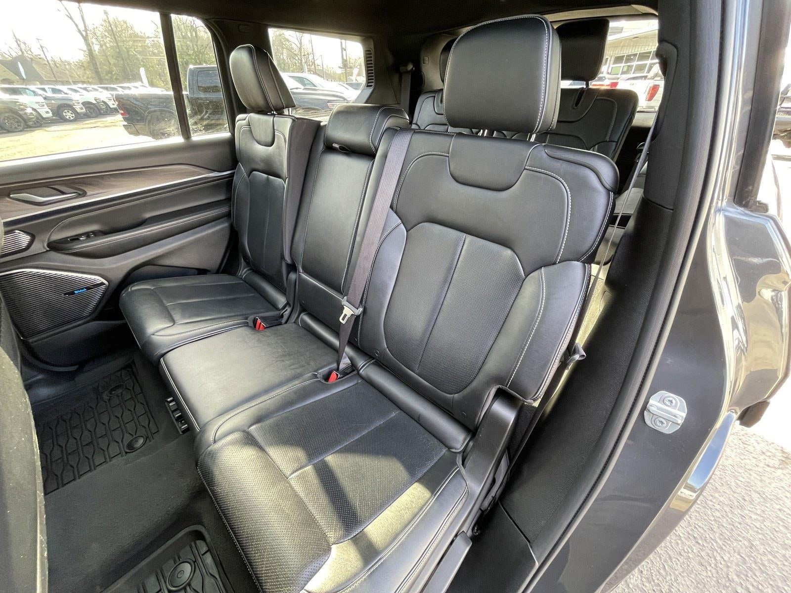 2022 Jeep Grand Cherokee L Overland