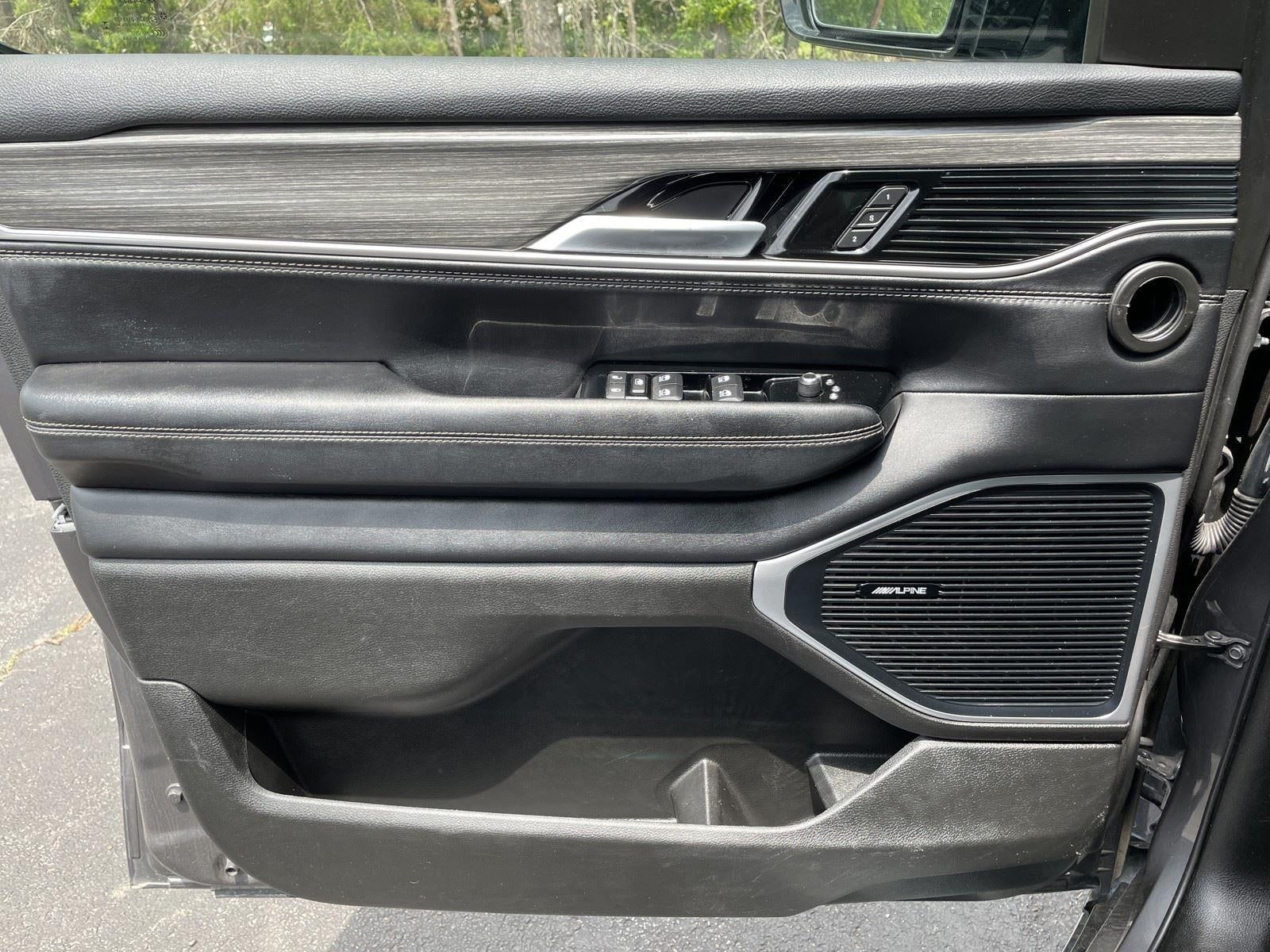 2024 Jeep Wagoneer L Series II