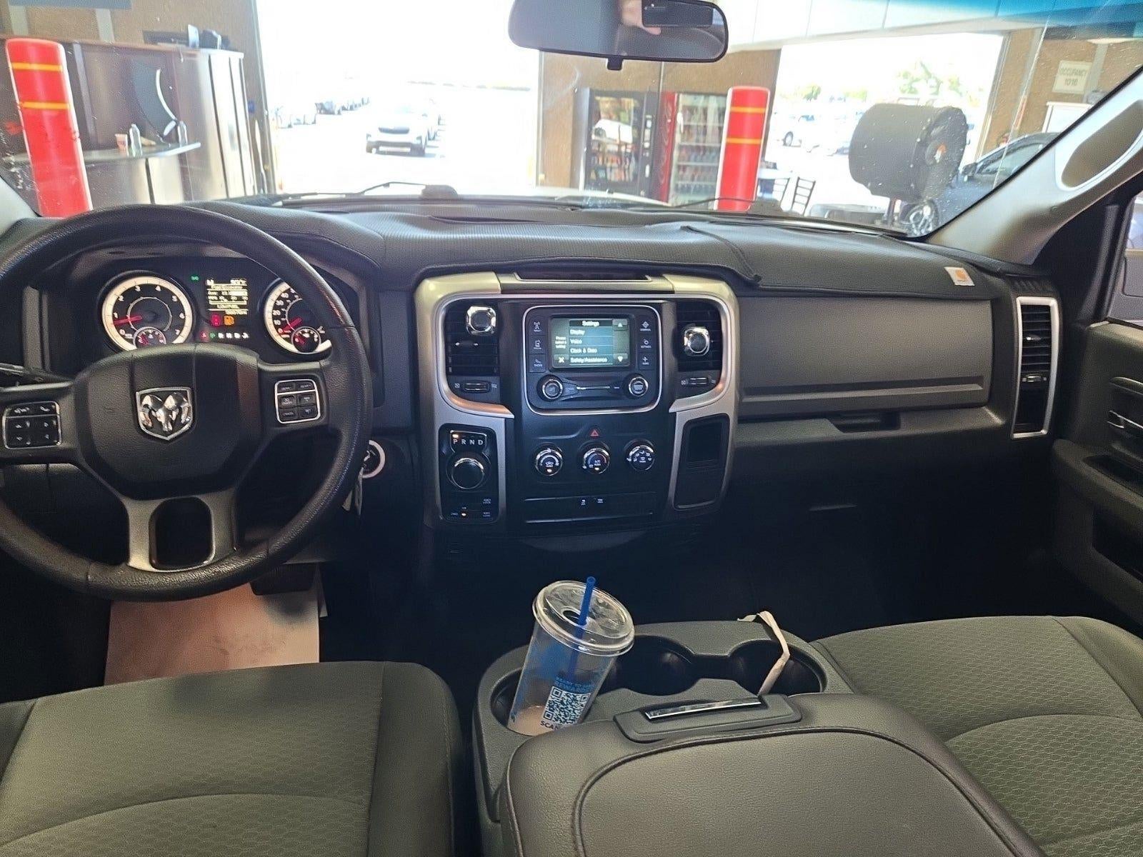 2017 RAM 1500 SLT