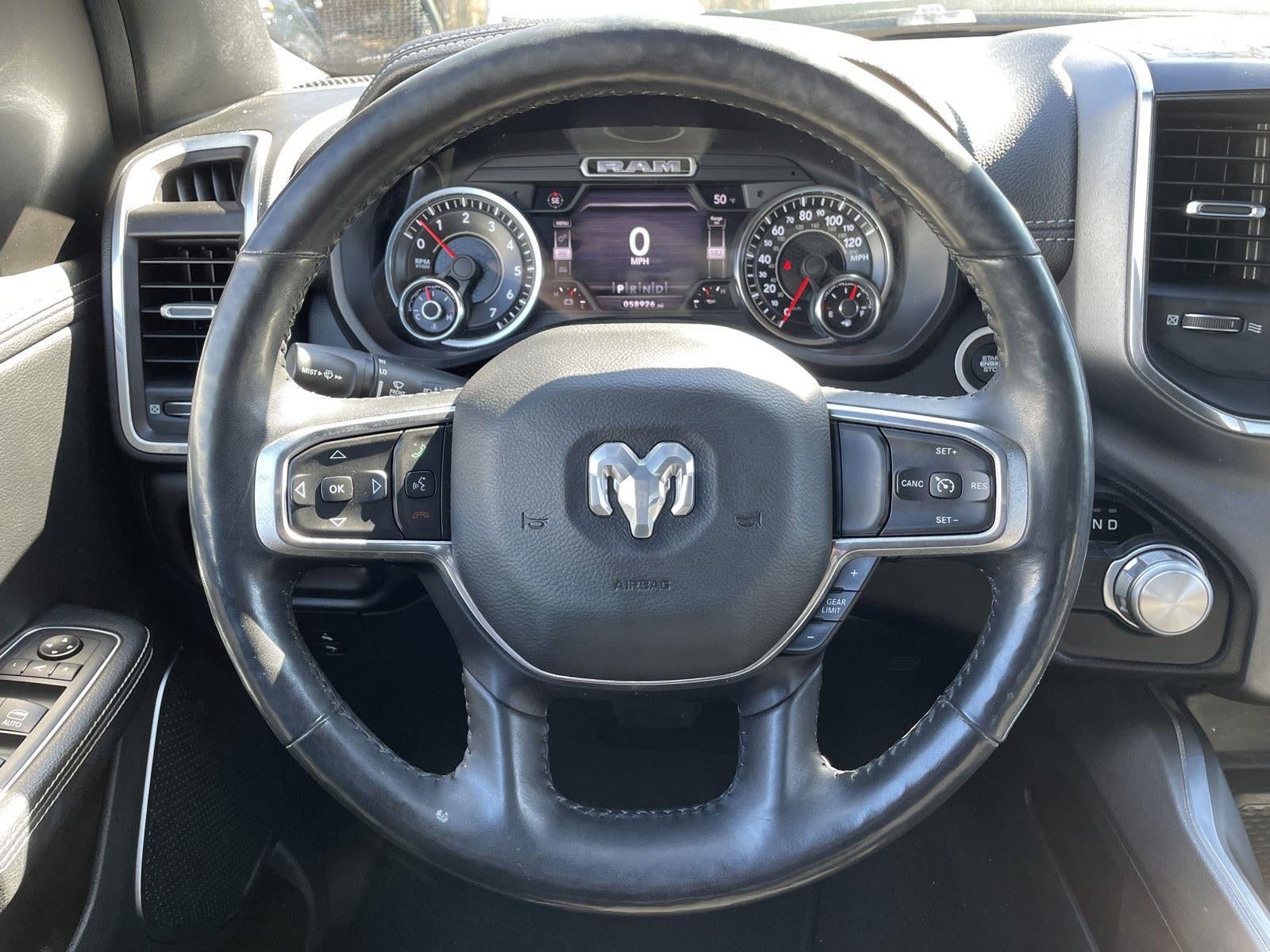 2020 RAM 1500 LARAMIE 4X2 CREW CAB 5'7