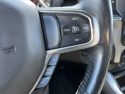 2020 RAM 1500 LARAMIE 4X2 CREW CAB 5'7