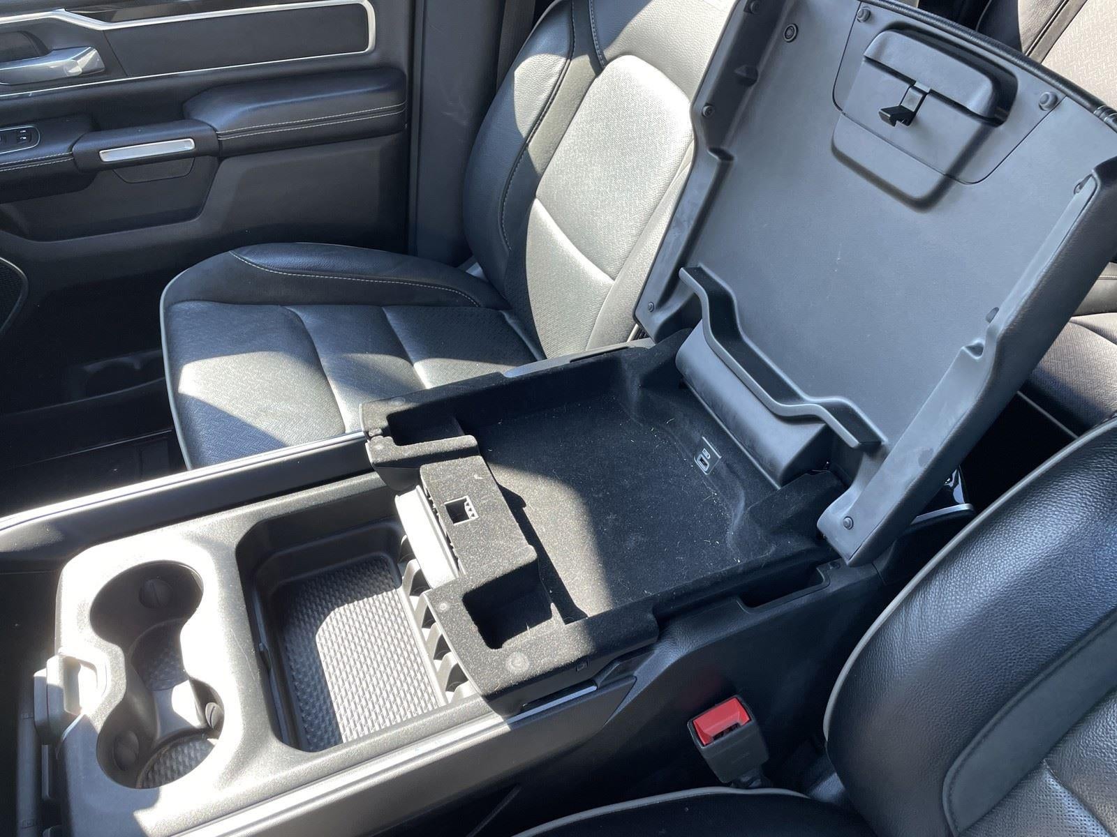 2020 RAM 1500 LARAMIE 4X2 CREW CAB 5'7