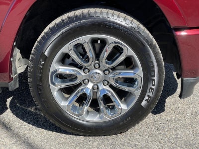 2020 RAM 1500 LARAMIE 4X2 CREW CAB 5'7