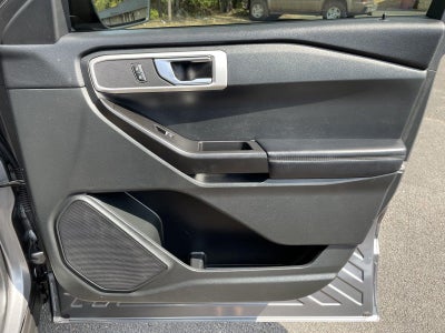 2021 Ford Explorer Base