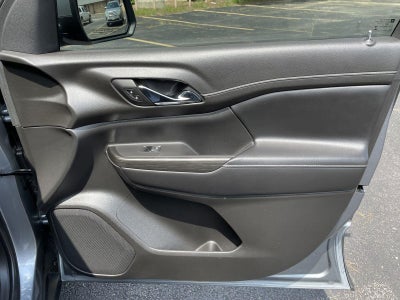 2020 GMC Acadia SLT