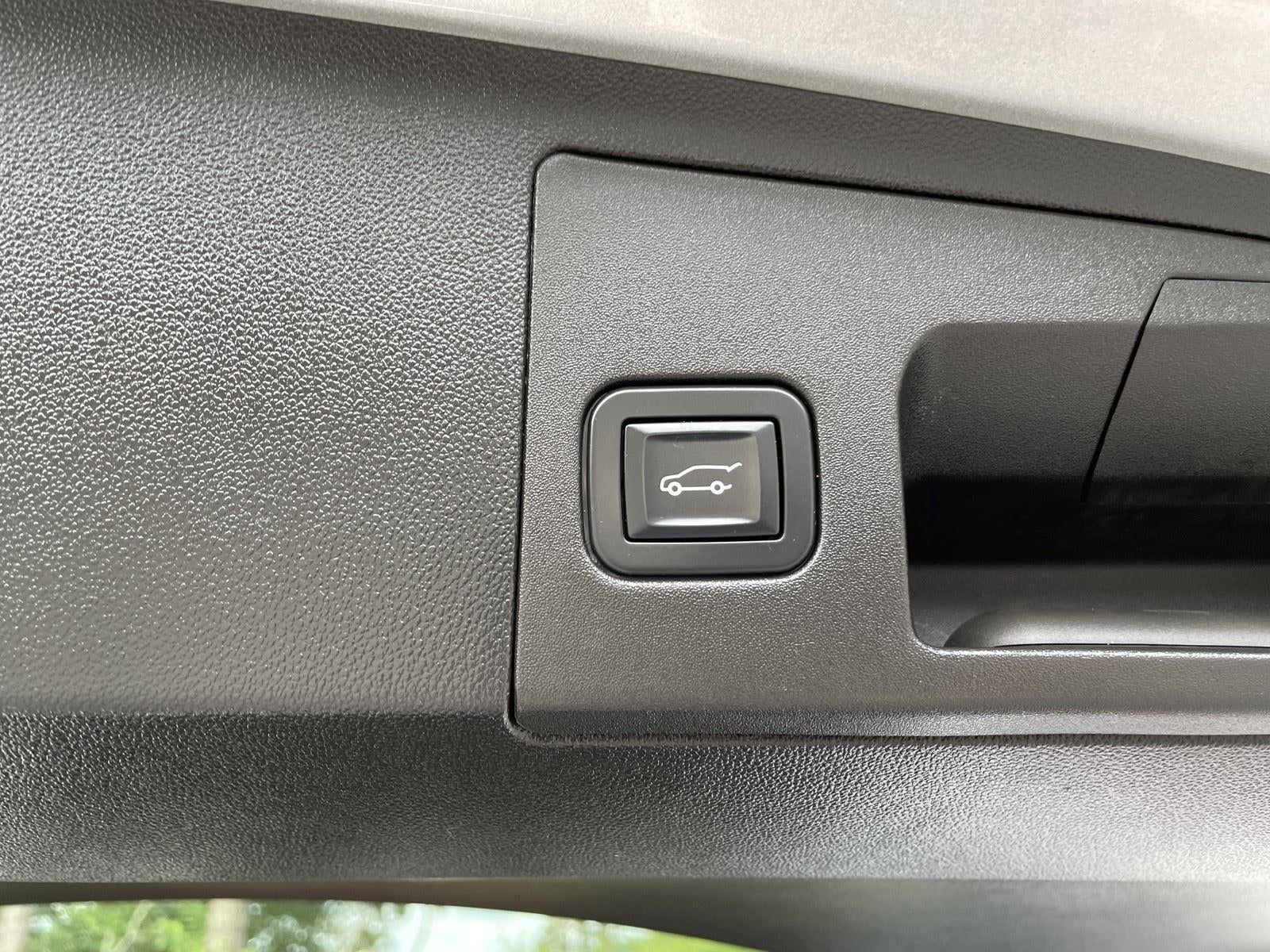 2018 Cadillac XT5 Premium Luxury FWD