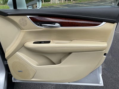 2018 Cadillac XT5 Premium Luxury FWD
