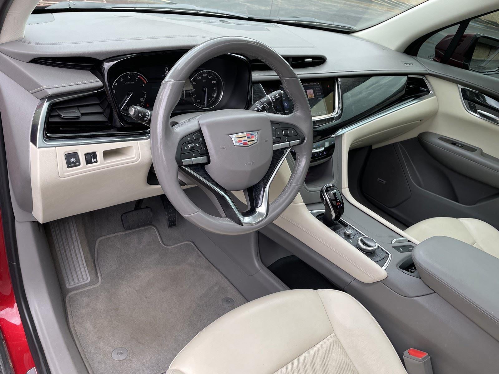 2021 Cadillac XT6 Premium Luxury