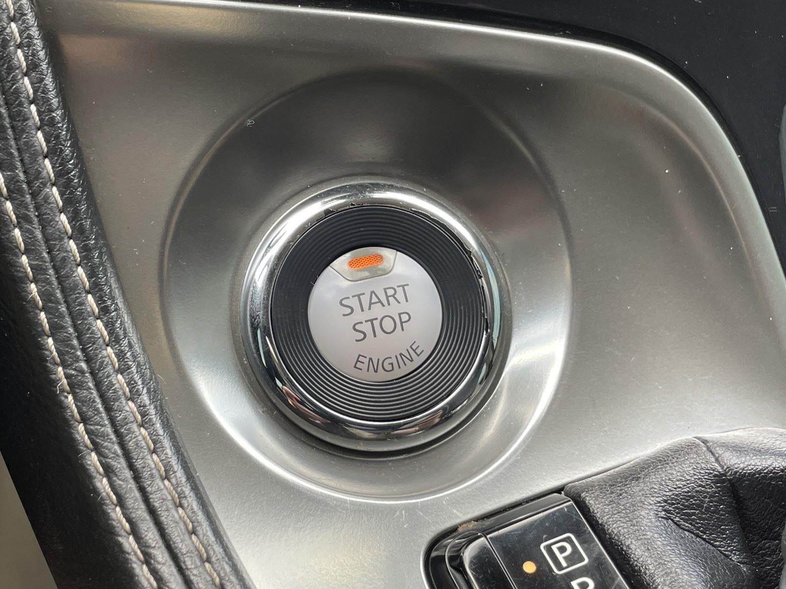 2022 Nissan Maxima SV