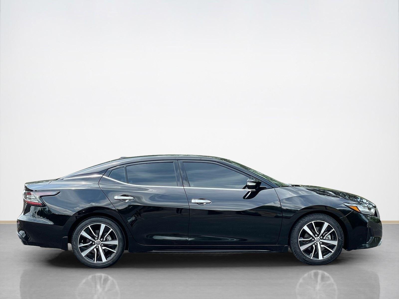 2022 Nissan Maxima SV