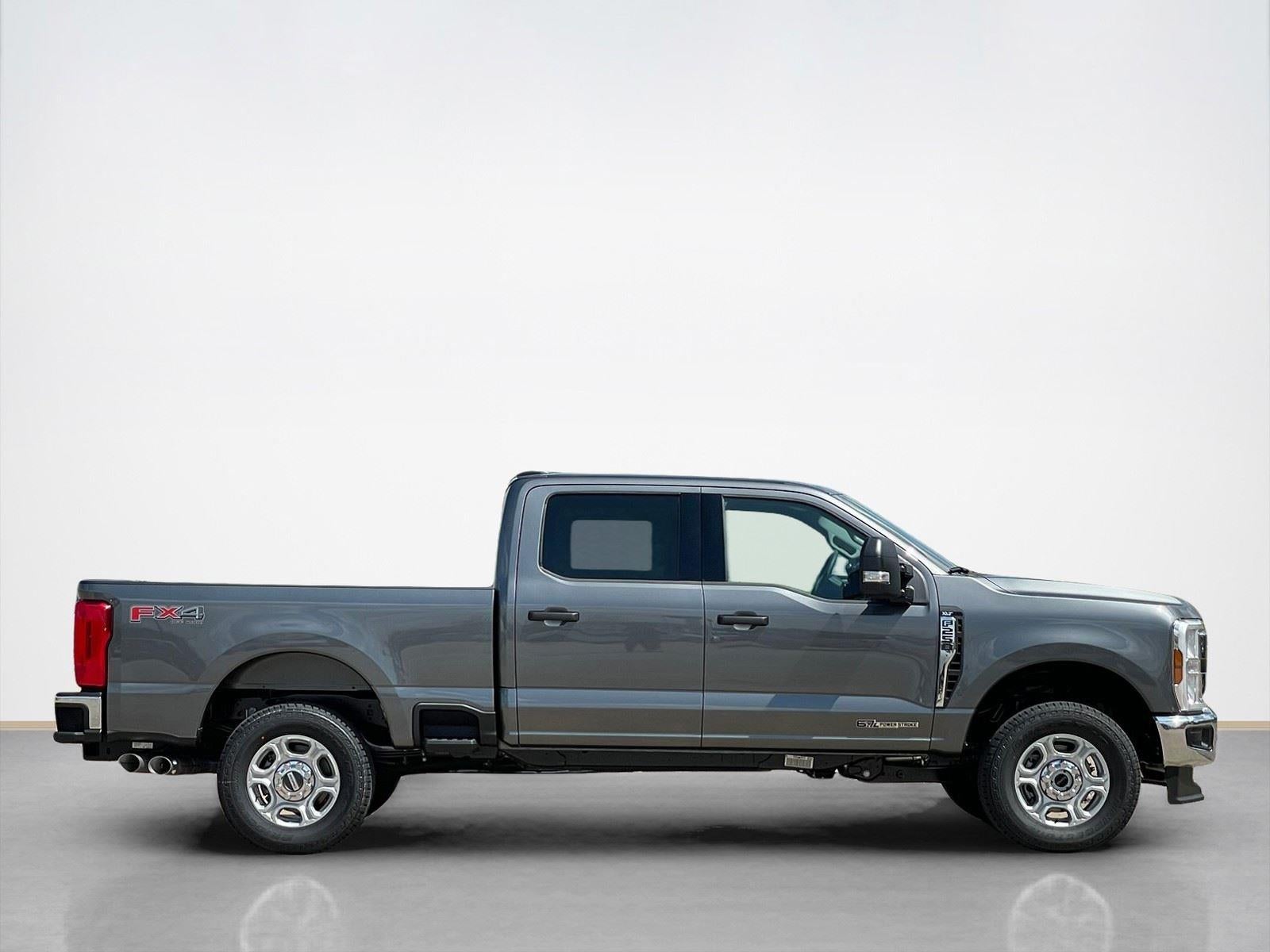 2026 Ford Super Duty F-250® XLT