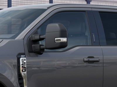 2027 Ford Super Duty F-250® XLT