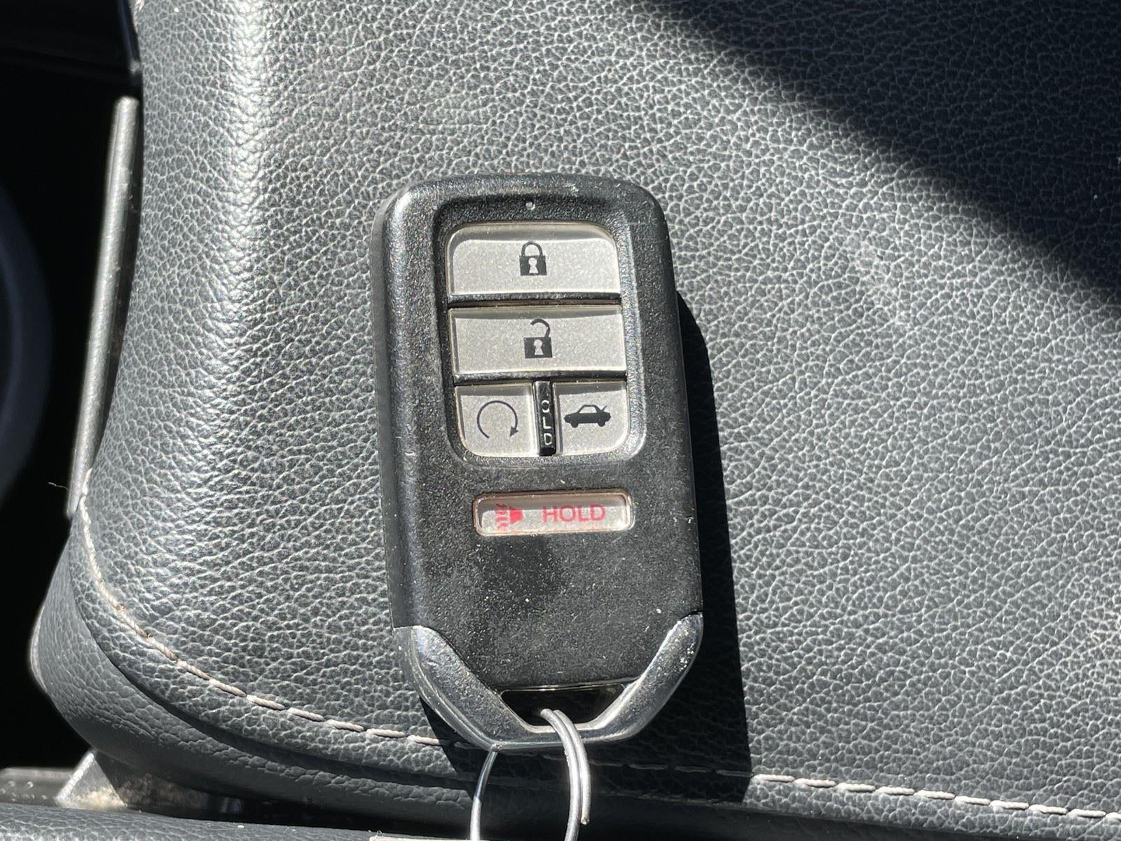 2019 Honda Insight Touring