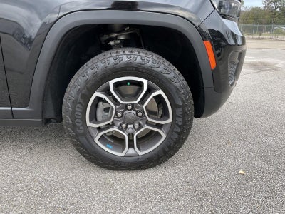 2022 Jeep Grand Cherokee 4xe Trailhawk