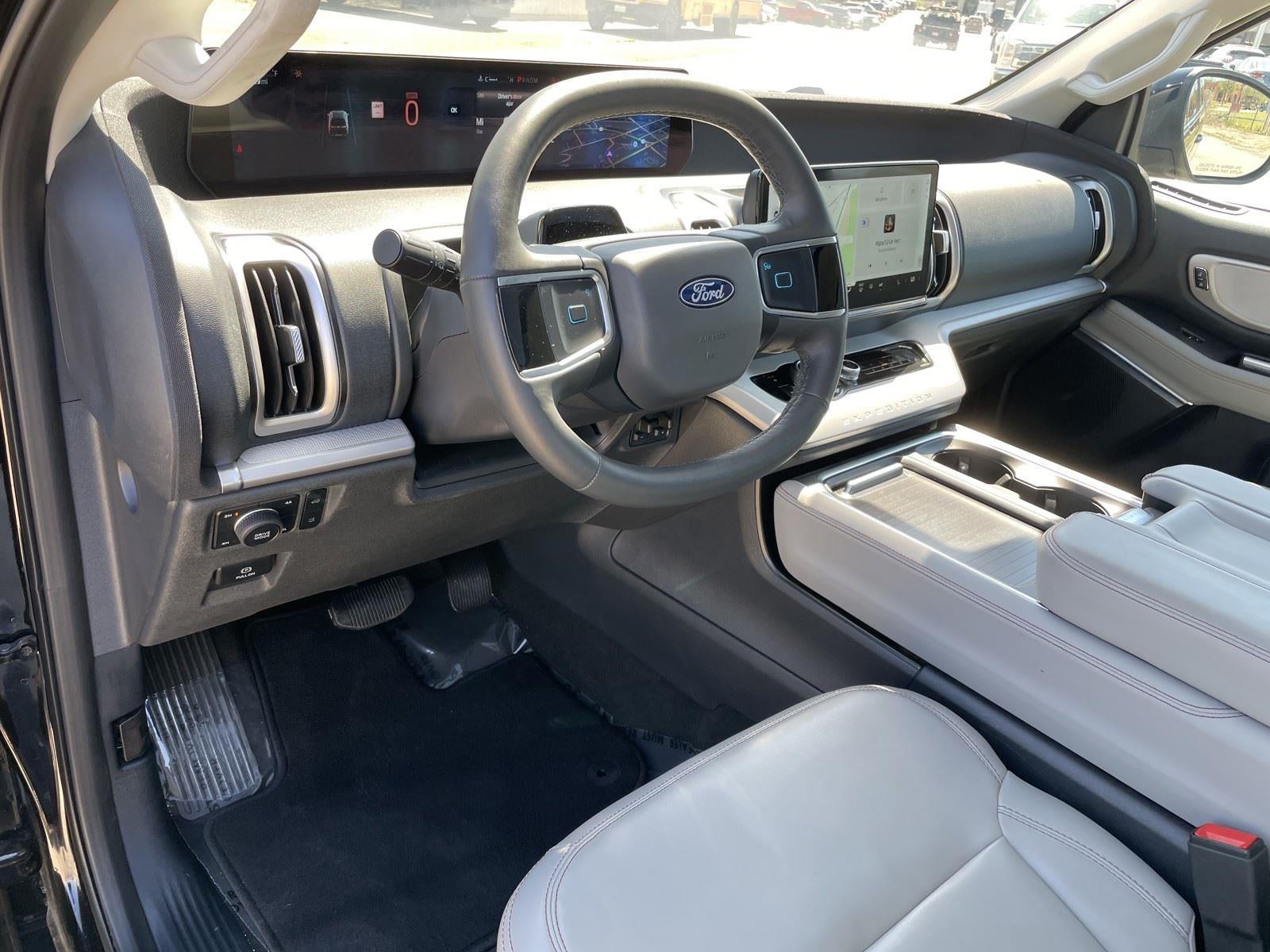 2025 Ford Expedition Max Active