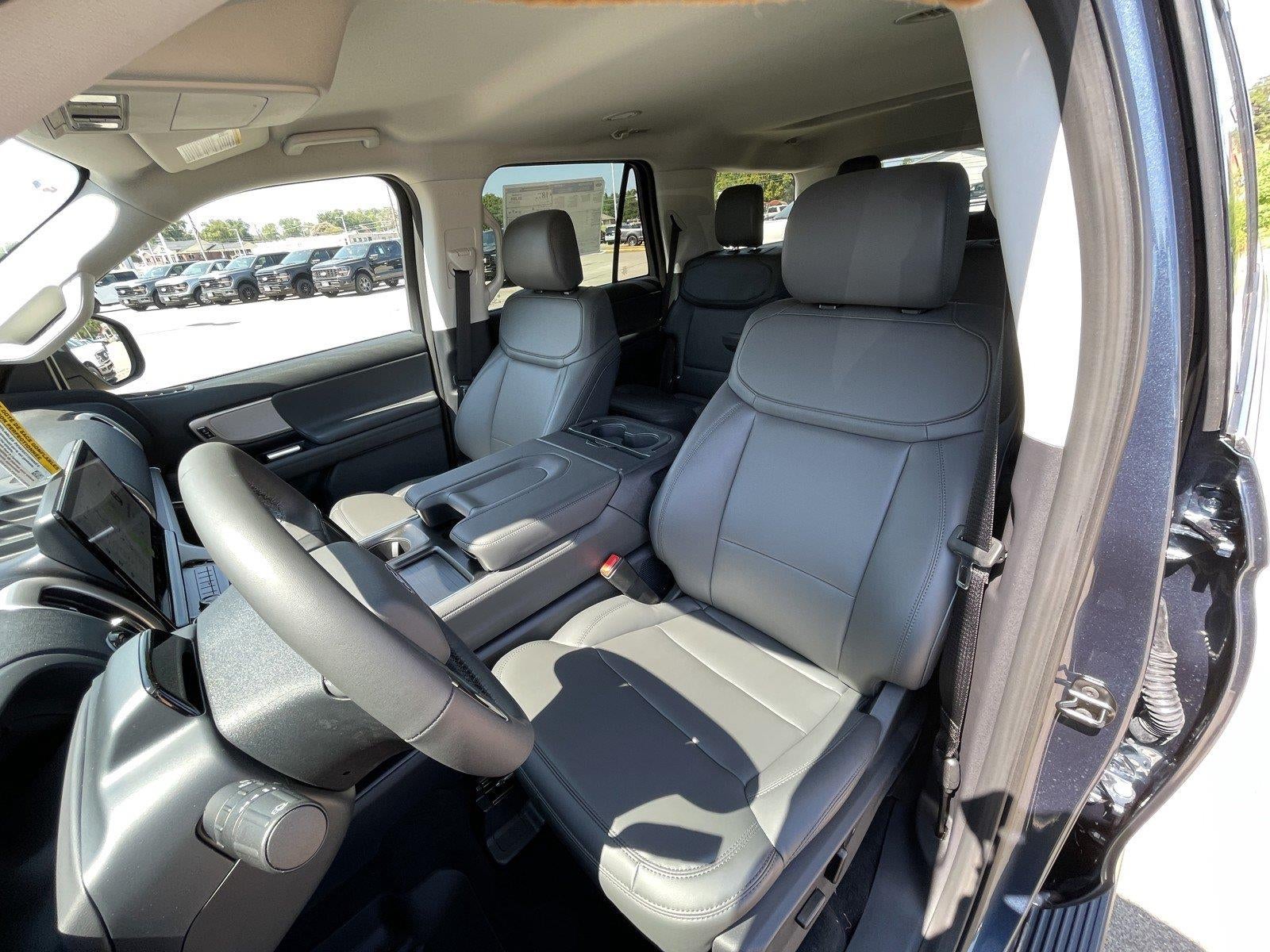 2027 Ford Expedition Active
