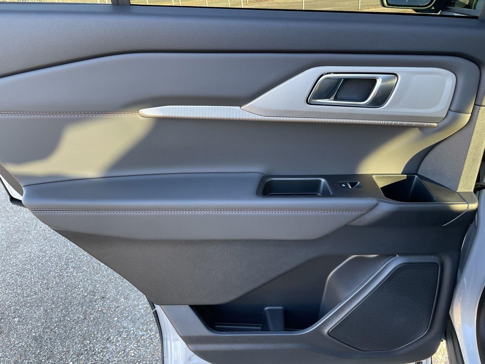 2026 Ford Explorer Active (100A)