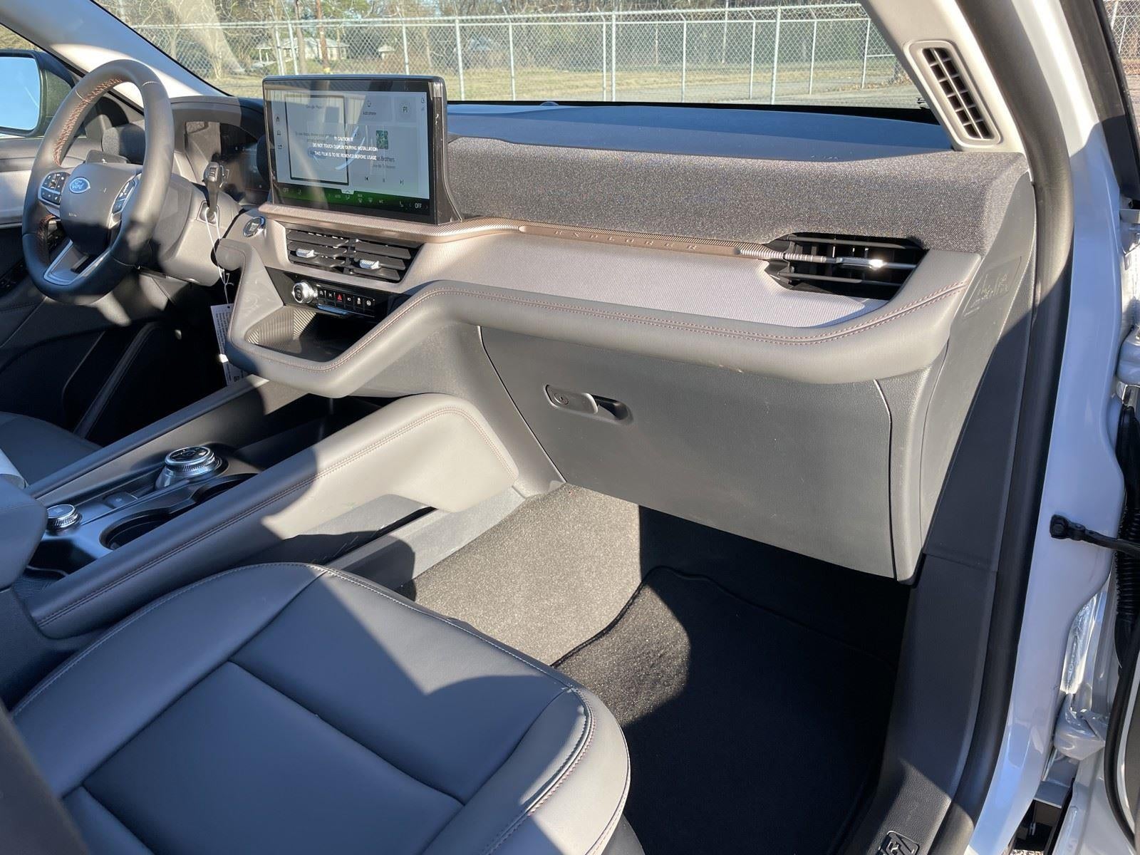 2026 Ford Explorer Active (100A)