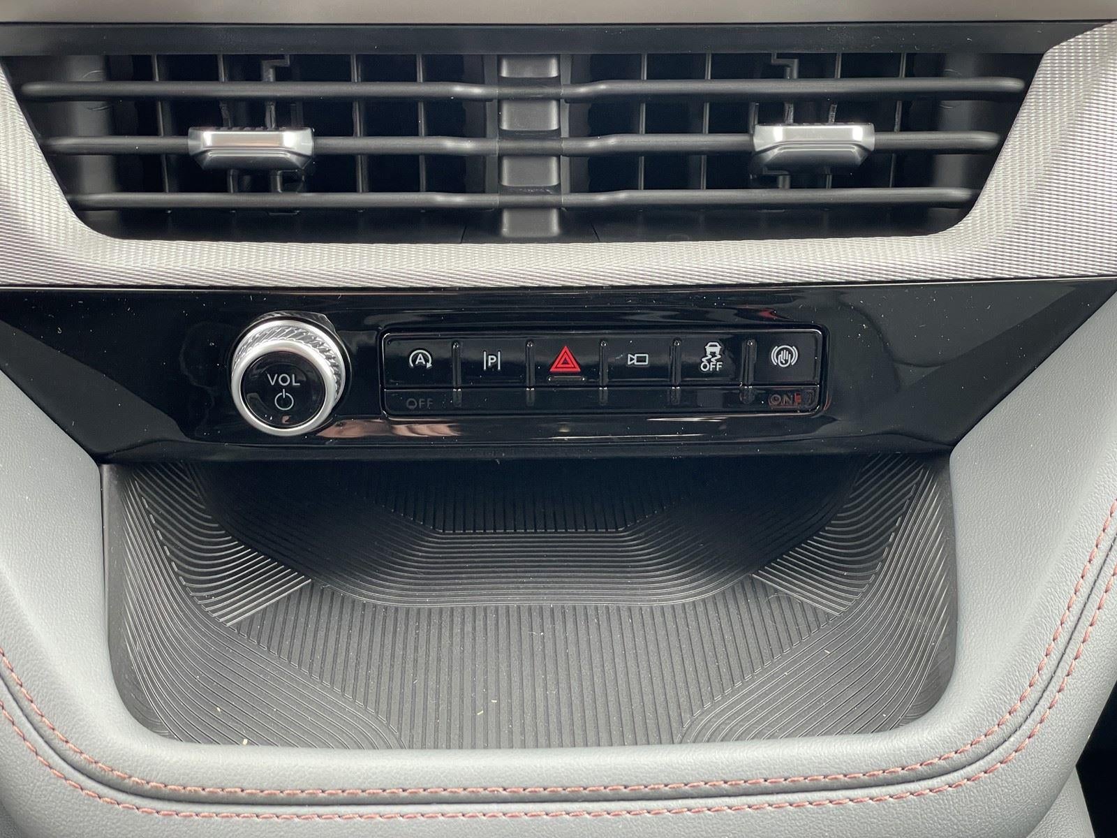 2026 Ford Explorer Active (100A)