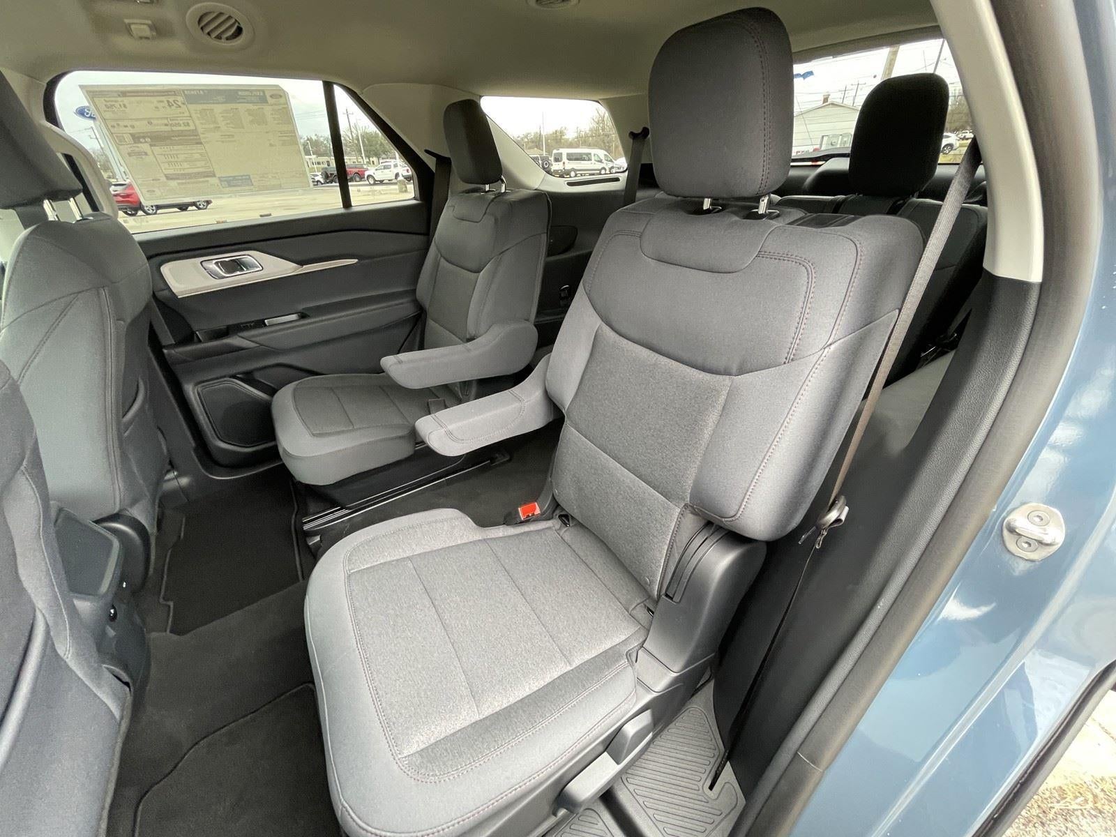 2026 Ford Explorer Active (100A)