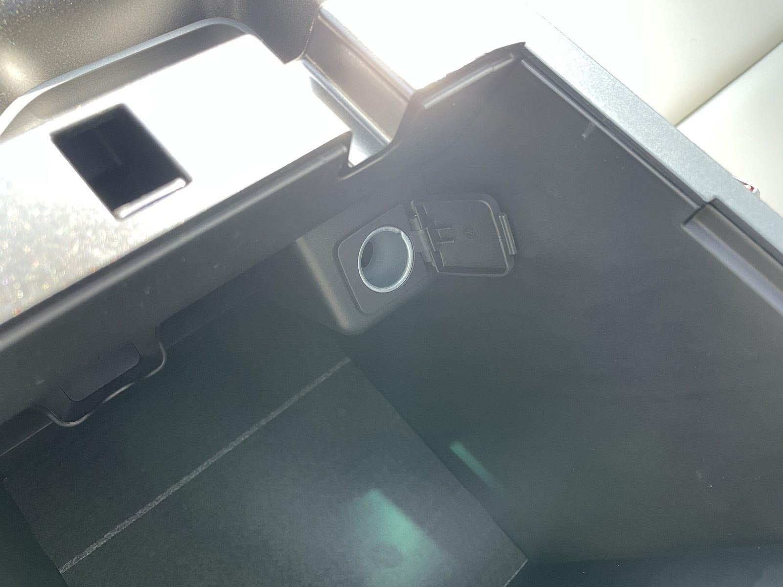 2026 Ford Explorer Active (100A)