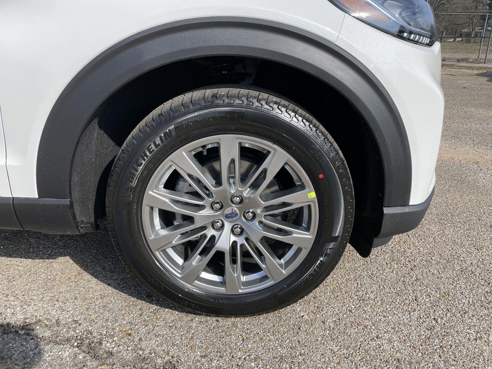 2026 Ford Explorer Active (100A)