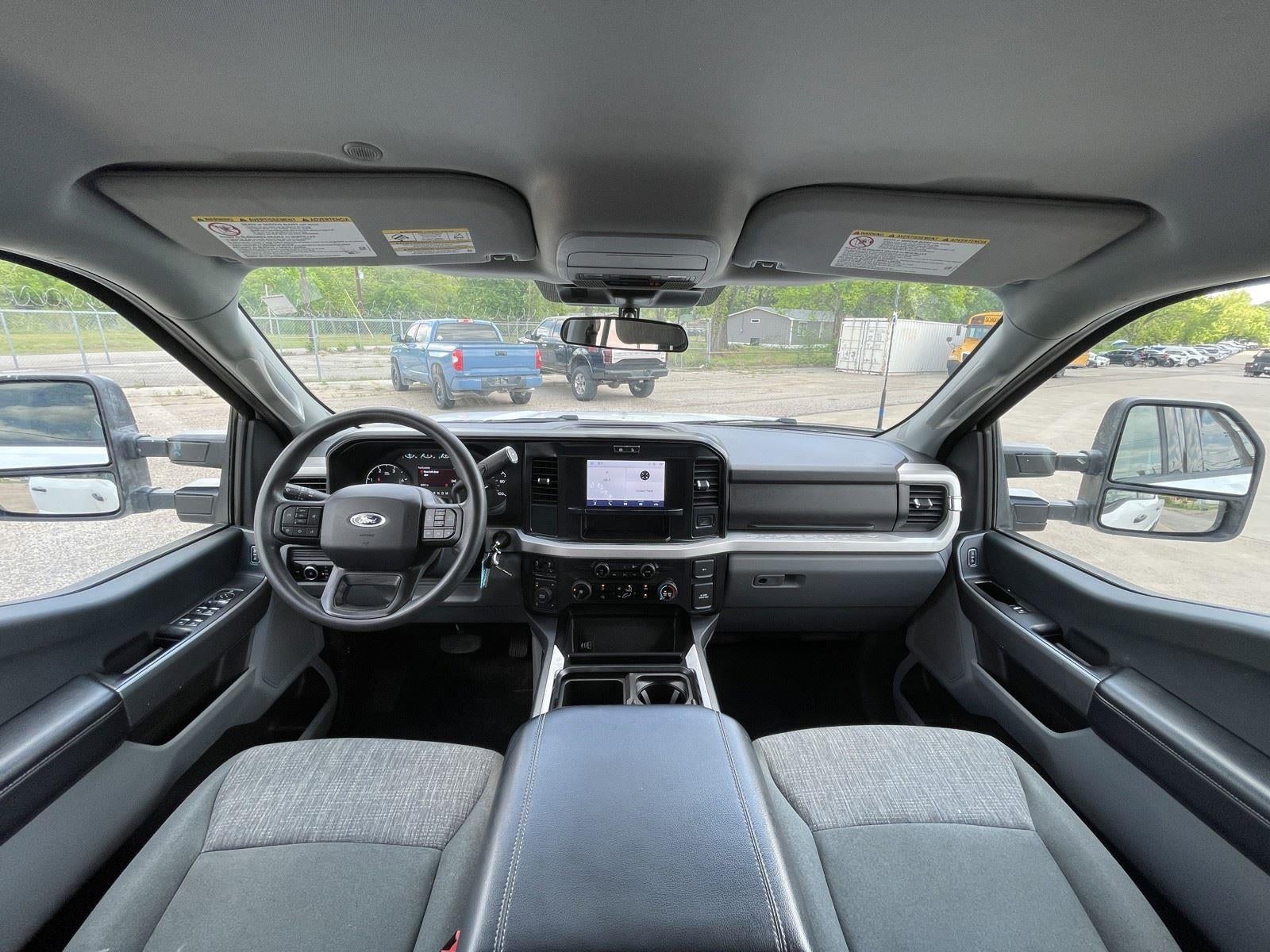 2025 Ford Super Duty F-250 SRW XLT