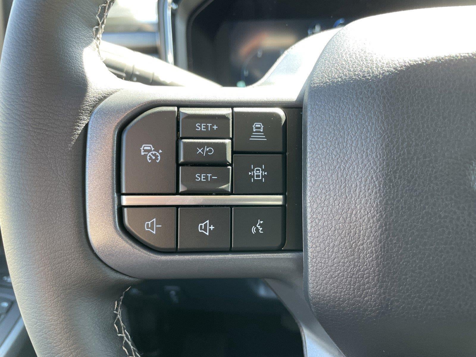 2027 Ford Super Duty F-250 SRW LARIAT