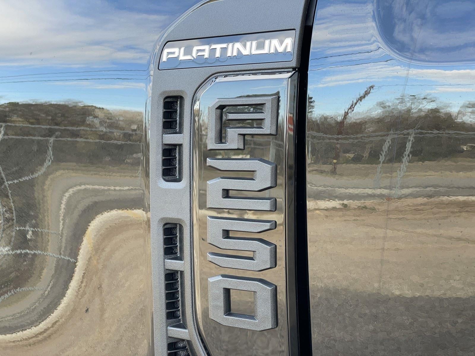 2026 Ford Super Duty F-250 SRW Platinum